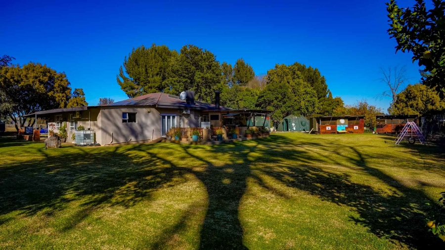 4 Bedroom Property for Sale in Kwaggafontein Free State